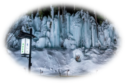 福地温泉・青だるライトアップ